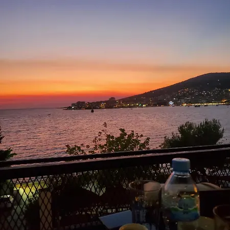 Wander Luxe Daire Tiran